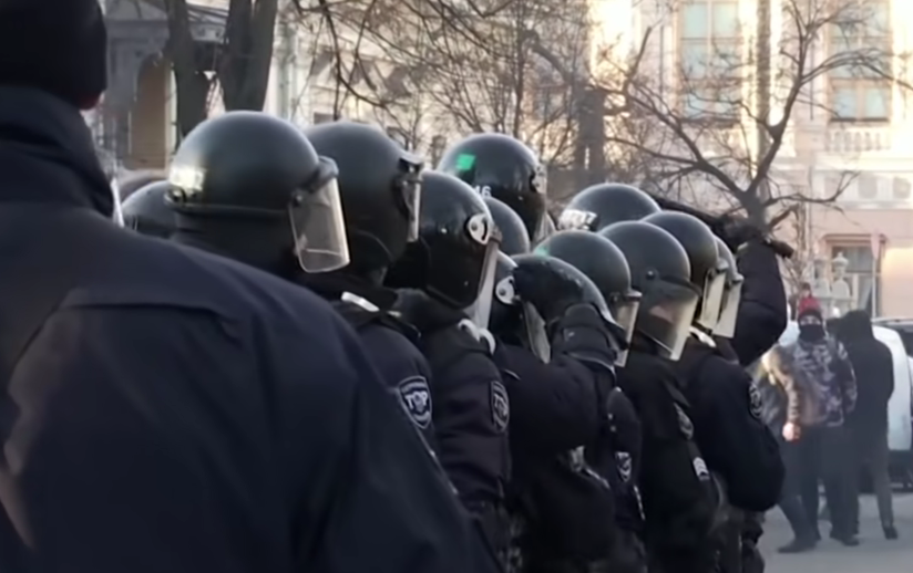 Ukrajinska policija (Foto: Skrinšot) Ukrajinska policija (Foto: Skrinšot)